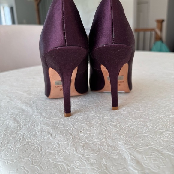 Badgley Mischka Heels 5.5 Deep Purple satin Rhinestone open Toe - Picture 7 of 7